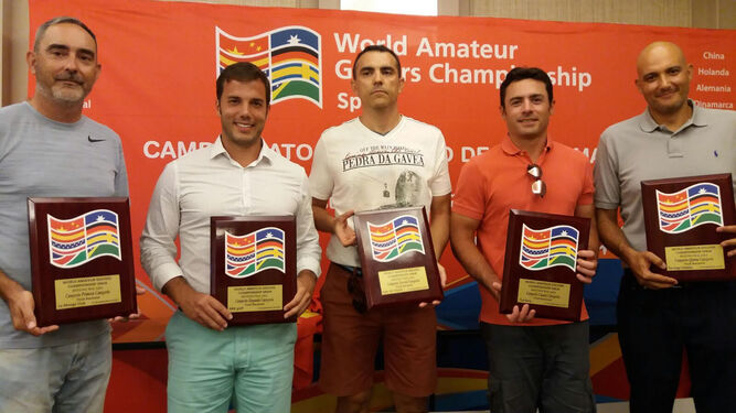 Estos son los cinco integrantes del equipo de España, con el gaditano De la Cruz el primero por la izquierda.