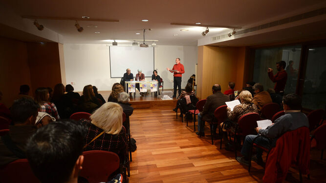 Una de las asambleas celebradas en la última semana, en concreto la de la zona centro y Valdelagrana.