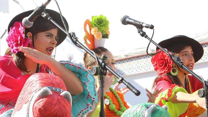 La Langostiná popular y el festival de agrupaciones abren el Carnaval
