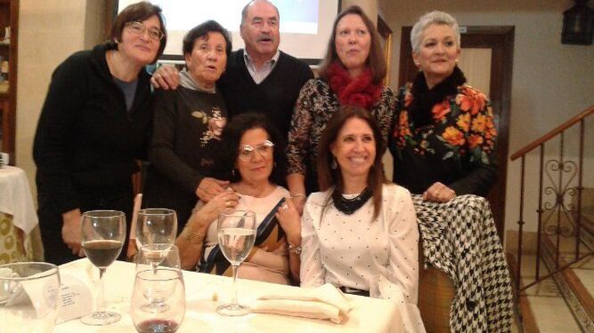 Menchu García, Charo Marquez, Jesús Ojeda, Juani Ossorio, Carmen Chanivet, Joaquina García y María del  Carmen de la Puente