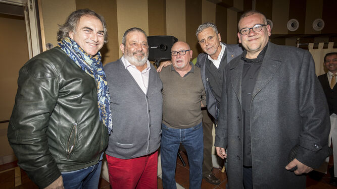 l Los autores de Carnaval José Luis García Cossío, Quico Zamora, Manolo Santander, Faly Pastrana y Paco Cárdenas.