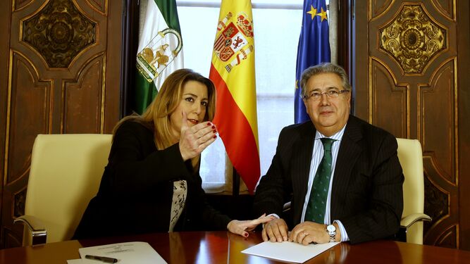 Un momento de la reunión entre Susana Díaz y Juan Ignacio Zoido.