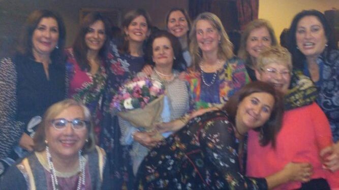 Ana Mateos, Merche Cadenas, Macarena Castro, Sofía Ruiz, Carmen Colombo, Ángela Hidalgo, Mamen Aguilera y Bárbara Moreno.