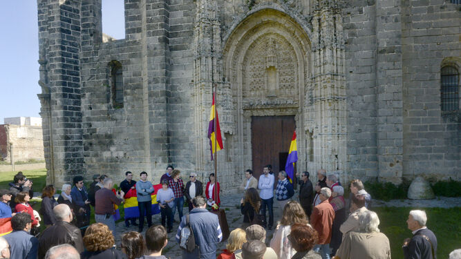 El acto en el Monasterio de la Victoria, el antiguo Penal, confirma la vocación del edificio como Lugar de Memoria.
