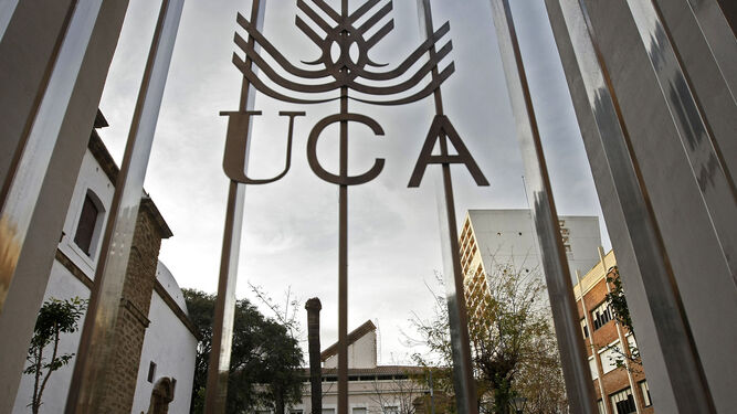 Sede de las dependencias de la UCA en el Hospital Real en Cádiz.