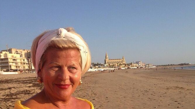 María del Carmen Claver será la madrina de las playas este verano.