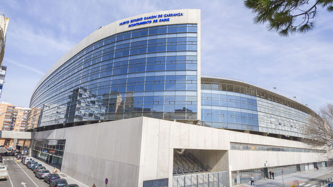 El hospital Doctor López Cano se instalará en los bajos de la Tribuna del Estadio situados junto al Fondo Sur.