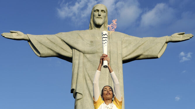 La antorcha ante el Cristo Redentor en los pasados JJOO de Río
