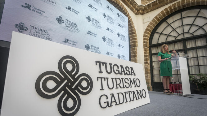 Irene García en la presentación del logo de Tugasa, en junio de este año.