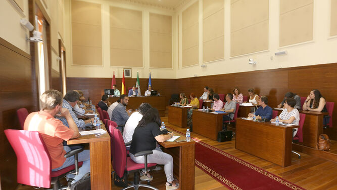 Sesión plenaria en la que se debatió sobre el municipio el pasado jueves.