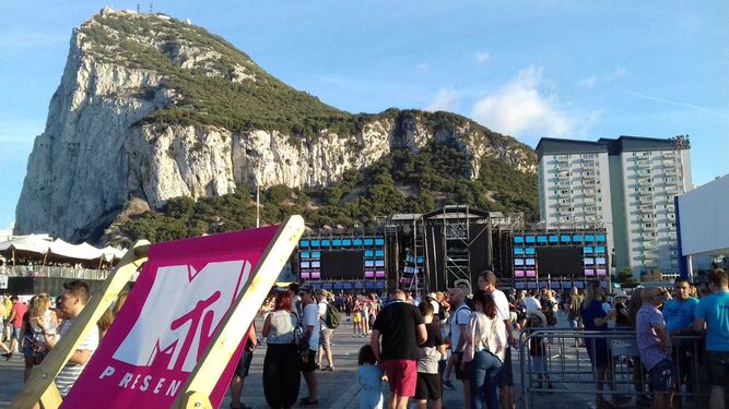 El escenario levantado por la MTV en Gibraltar.