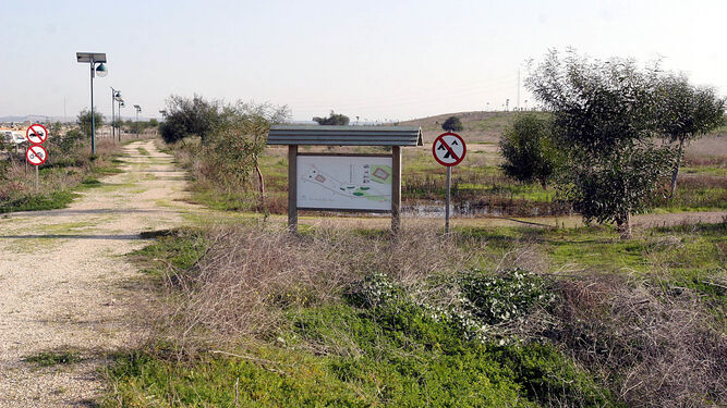 Una imagen  del parque del Guadalete, antigua escombrera recuperada.