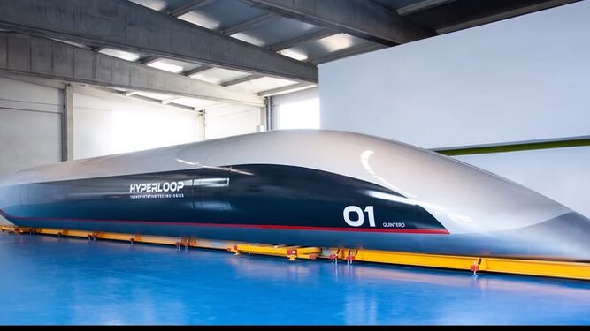 Cápsula de pasajeros de alta velocidad desarrollada por Hyperloop Transportation Technologies.