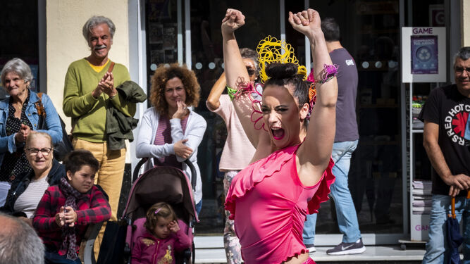 Paso triunfal del Festival Iberoamericano de Teatro en la calle