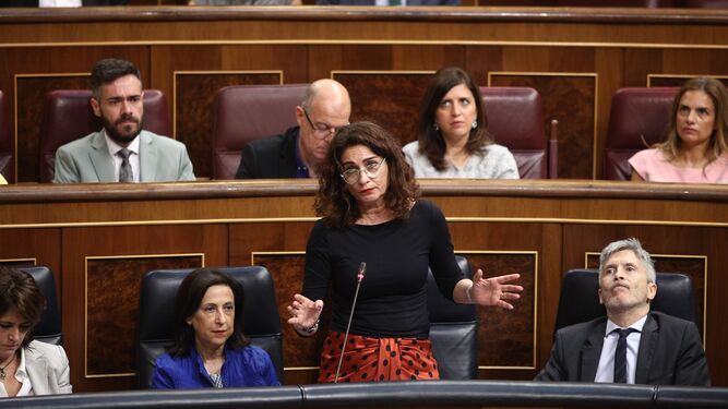 La ministra de Hacienda, María Jesús Montero, durante una comparecencia reciente en el Congreso