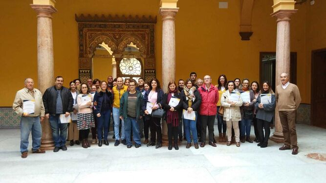 El Programa de Acciones Experimentales 'Guiándote' se ha clausurado en el Palacio Municipal.
