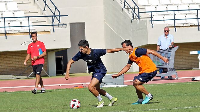 Raúl Palma y Bruno Herrero, que estarán en el equipo titular, en un entrenamiento.