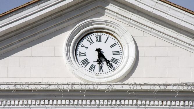 Una imagen del reloj del Ayuntamiento, que marcha las horas hasta las campanadas del nuevo año 2019.