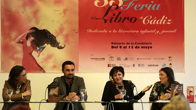 Inauguración de la Feria del Libro 2018, con la escritora Elia Barceló.