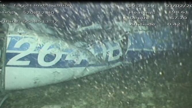 Los restos del avión en el que viajaba Emiliano Sala.