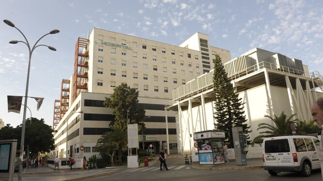 Complejo hospitalario del Puerta del Mar, en Cádiz.