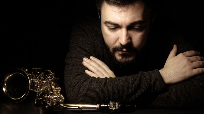 El saxofonista Pedro Pablo Cámara ha explorado el mundo de la composición experimental para su instrumento.