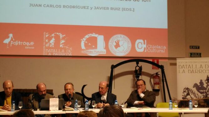 Momento de la presentación del libro ‘Tres visiones de la Batalla de La Barrosa’.