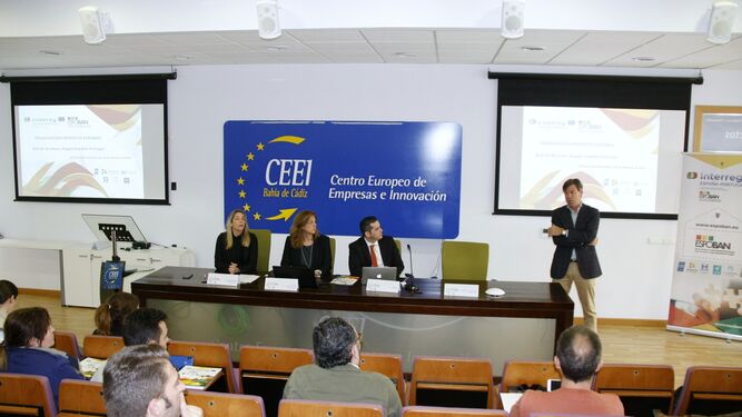 Miguel Sánchez-Cossío Benjumeda, director gerente del CEEI, hoy por la mañana durante la presentación.