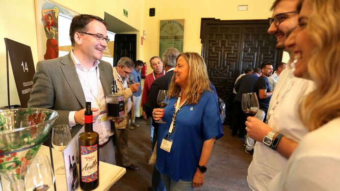 Stand de Roberto Amillo en la última edición de Vinoble con los vermuts de su colección de vinos y brandies de Jerez.