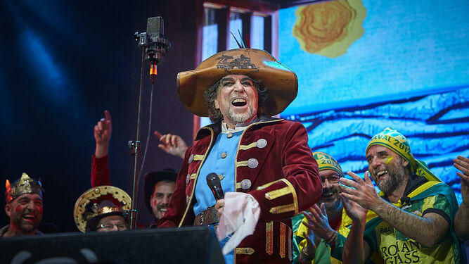Joaquín Sabina en un momento de su pregón carnavalesco.