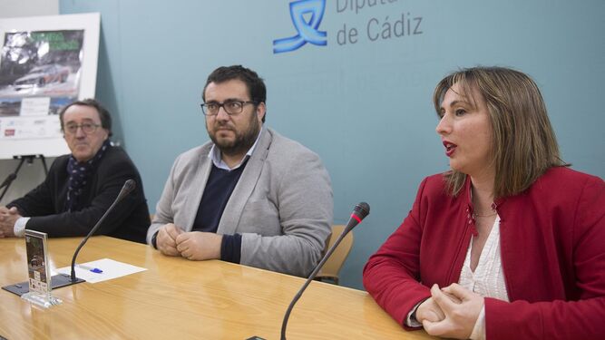 García Galera, Jaime Armario y María José Villagrán han presentado el cartel.