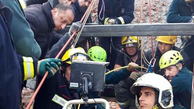 Los equipos de rescate en Totalán en plena planificación