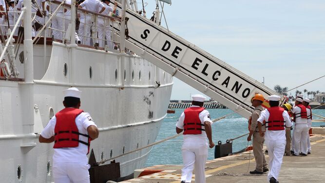 El 'Juan Sebastián de Elcano' ya está en México