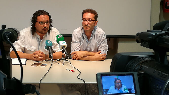 Fernando  Macías ha expresado su apoyo a la decisión de los concejales de IU en El Puerto.