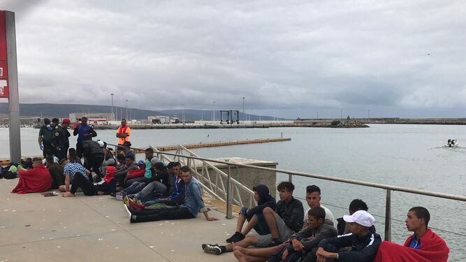 El nuevo equipamiento pretende atender en mejores condiciones los migrantes trasladados a Barbate