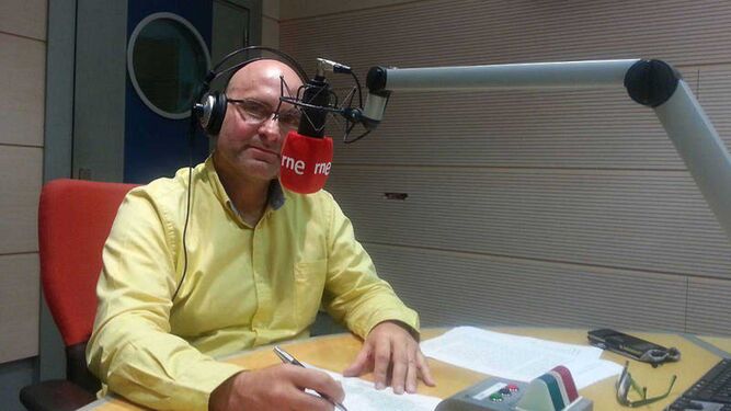 El doctor José Antonio López Guerrero, colaborador en el ámbito divulgativo médico en Radio 5