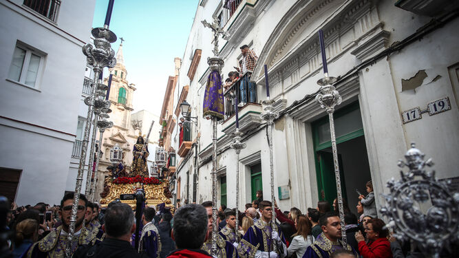 Salida procesional de la hermandad del Nazareno