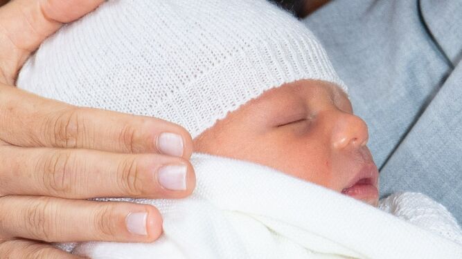 El bebé de los duques de Sussex, en su primera aparición pública el jueves.