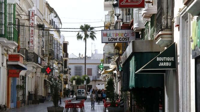 Una imagen de la calle Luna, en el centro de El Puerto.