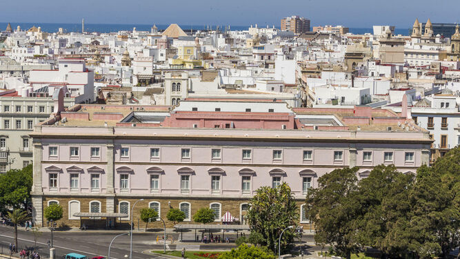 El Vista lateral del edificio que alberga la Diputación Provincial de Cádiz, en una imagen de archivo.