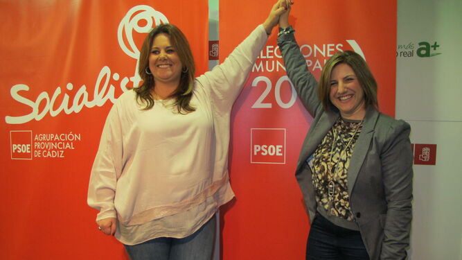 Elena Amaya e Irene García, el pasado febrero, en la presentación de la primera de ellas como candidata del PSOE a la Alcaldía de Puerto Real.