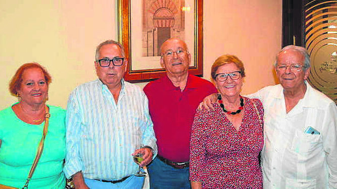 María Teresa Guerrero, Pepe Pozo, Antonio Perea, Juana Gainza e Idelfonso Marqués.