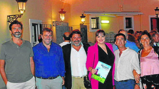 Pablo Velasco de Torres, Pabloy Pepe Ramírez, Elena Medina, Juan Chicón y Marisa Paul.