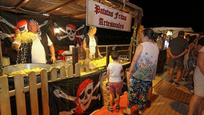 Una imagen de uno de los  stands de alimentación del Mercado Pirata.