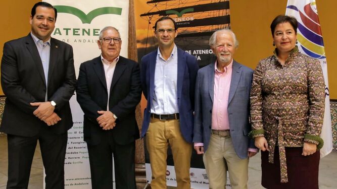 La presentación del X Encuentro de Ateneos de Andalucía, el pasado mes de marzo en el Ayuntamiento de Sanlúcar.