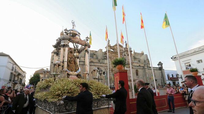Imagen de la Virgen de Los Milagros en la plaza de España el pasado día 8 de septiembre.