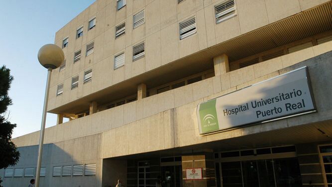Entrada del hospital de Puerto Real.