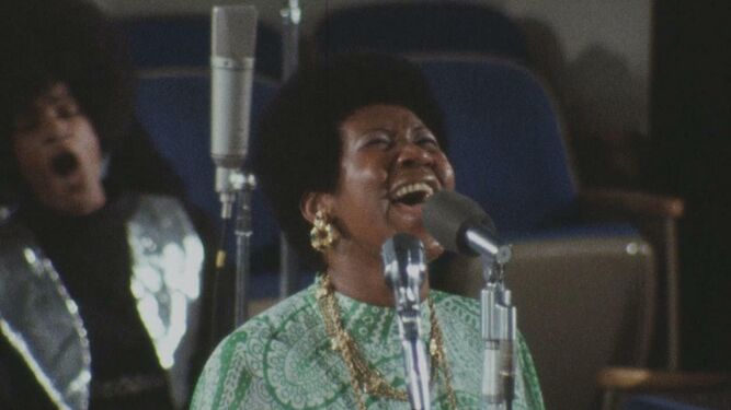 Una imagen de Aretha Franklin en el documental musical 'Amazing Grace'.