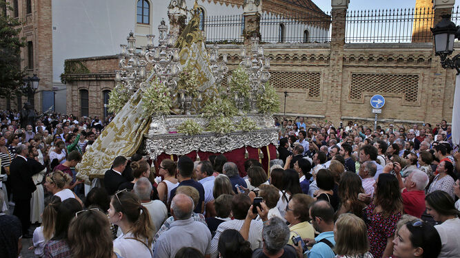 Salida procesional de la patrona de Cadiz
