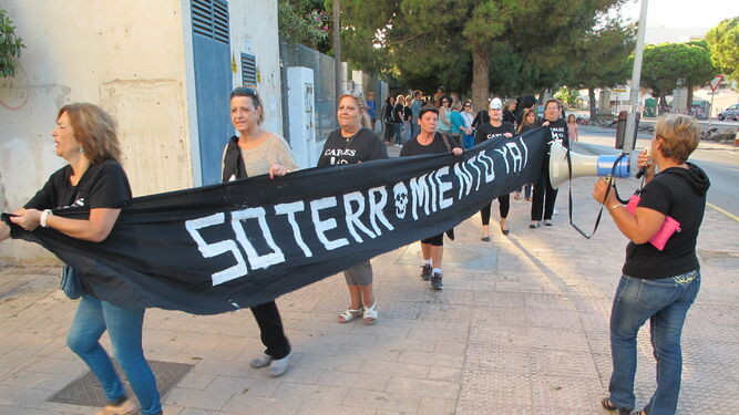 Una de las protestas vecinales contra la alta tensión en el Río San Pedro